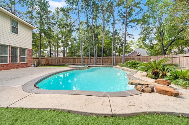 78 N Merryweather Circle, Conroe, TX 77384
