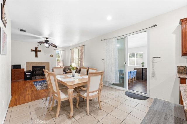 2822 Parksquare, Pomona, CA 91767