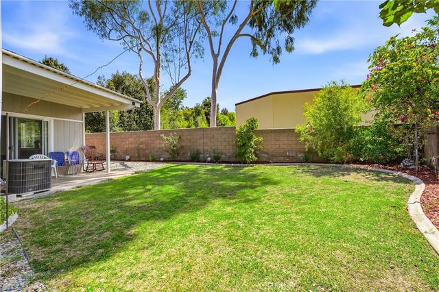 2822 Parksquare, Pomona, CA 91767