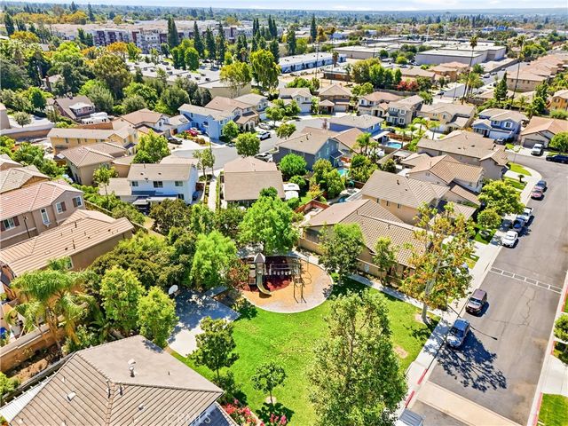2822 Parksquare, Pomona, CA 91767