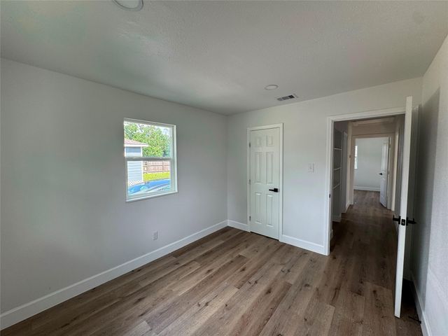 3910 Campbell Street, Houston, TX 77026