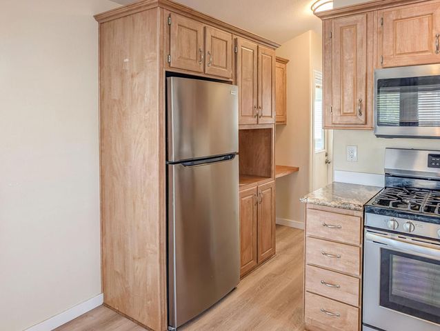 70200 Dillon Road 341, Desert Hot Springs, CA 92241