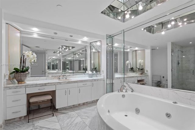19500 Turnberry Way 20C, Aventura, FL 33180
