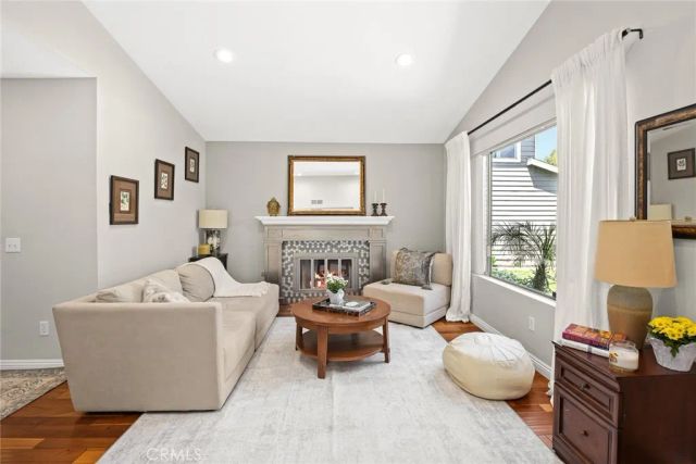 352 Sun Rose St., La Verne, CA 91750