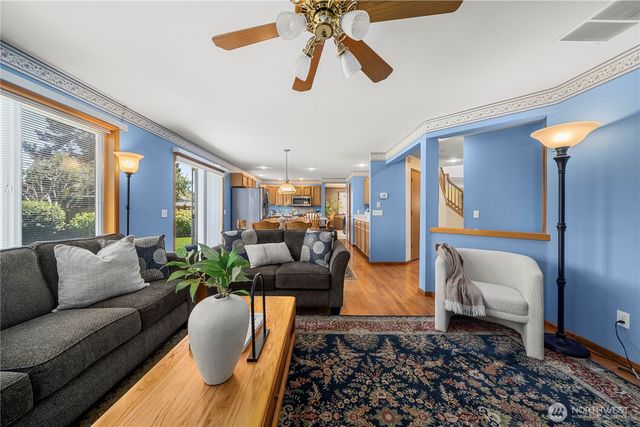 34656 10th Pl SW, Federal Way, WA 98023