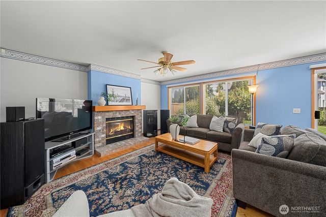 34656 10th Pl SW, Federal Way, WA 98023