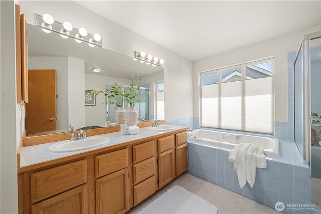 34656 10th Pl SW, Federal Way, WA 98023