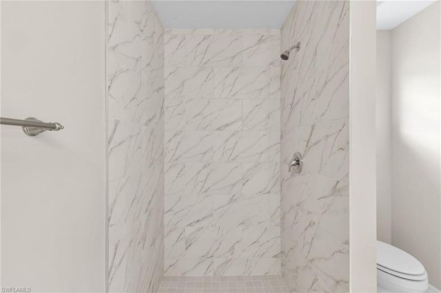 1246 Ecclesia ST E, Lehigh Acres, FL 33974