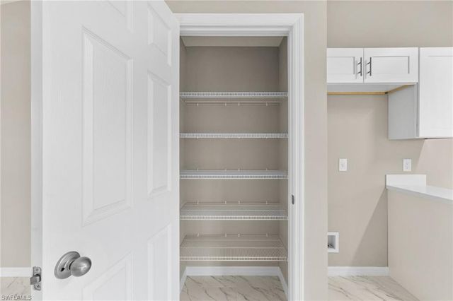 1246 Ecclesia ST E, Lehigh Acres, FL 33974