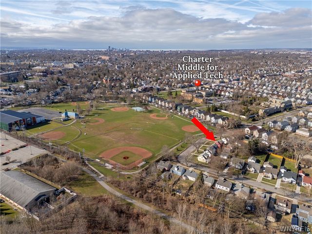 32 Parkside Court, Buffalo, NY 14214