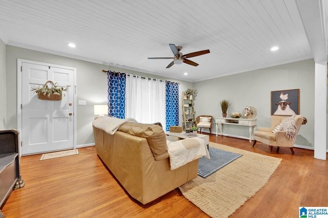 1132 MEADOW DRIVE, Gardendale, AL 35071