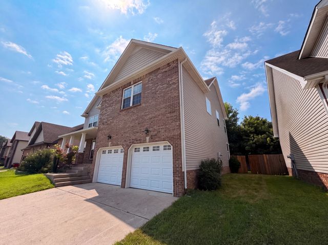 1733 Apache Way, Clarksville, TN 37042