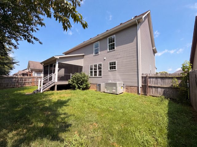 1733 Apache Way, Clarksville, TN 37042
