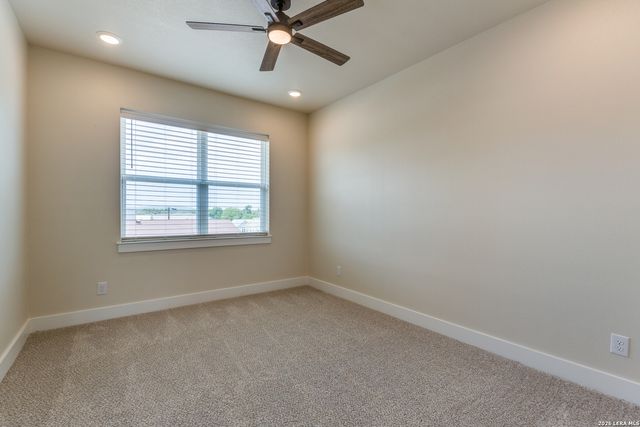 2150 PANIOLO DR, Boerne, TX 78006