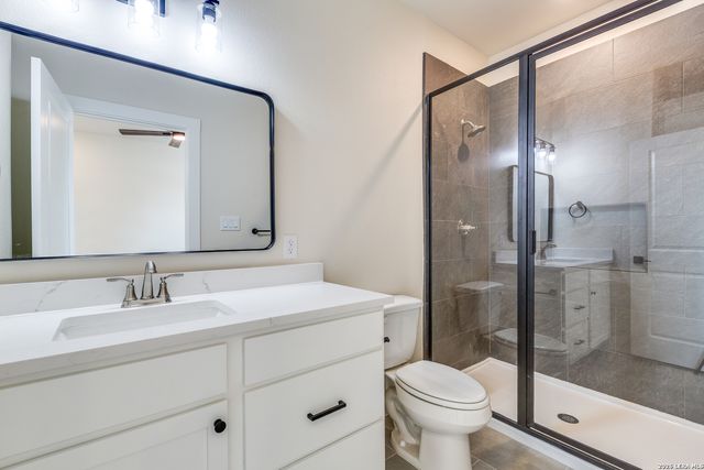 2150 PANIOLO DR, Boerne, TX 78006