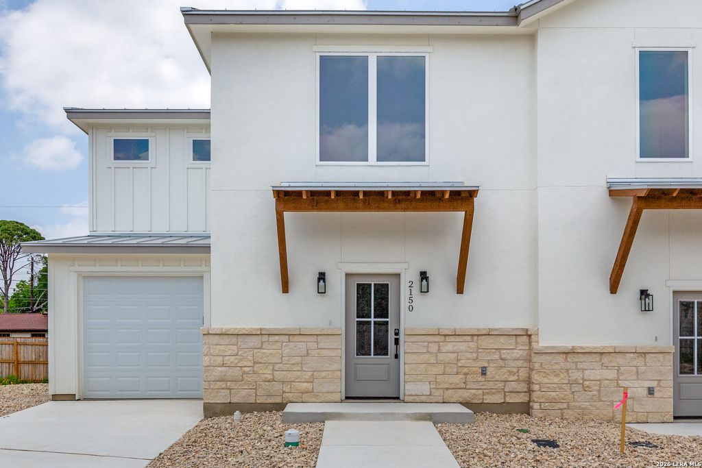 2150 PANIOLO DR, Boerne, TX 78006