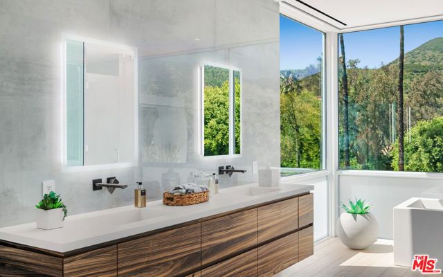 5601 Kanan Dume Road, Malibu, CA 90265