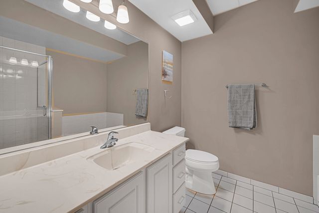 3451 N Carriageway Drive 305, Arlington Heights, IL 60004