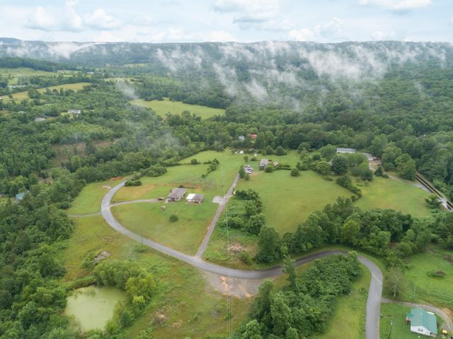 256 Rock Creek Road, Lookout Mountain, GA 30750