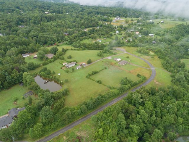 256 Rock Creek Road, Lookout Mountain, GA 30750
