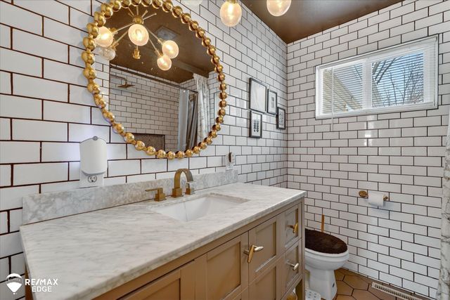 6161 Finch Lane, Flint, MI 48506