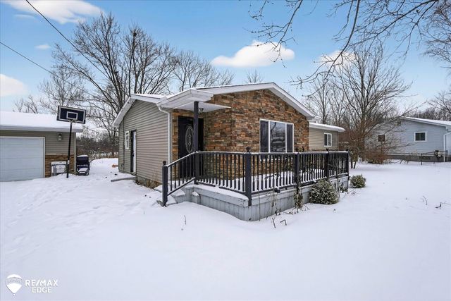 6161 Finch Lane, Flint, MI 48506