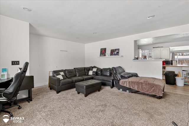 6161 Finch Lane, Flint, MI 48506