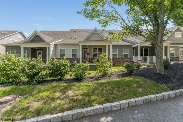 7 Harrier Lane, Washington Twp., NJ 07882