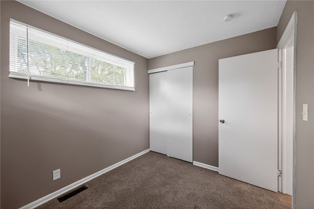 2421 Acorn Drive, Kettering, OH 45419