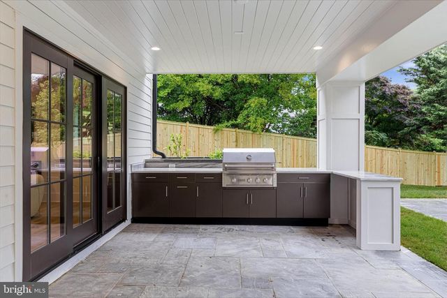 3815 N ABINGDON ST, Arlington, VA 22207