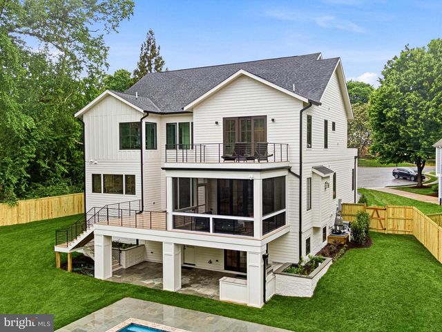 3815 N ABINGDON ST, Arlington, VA 22207
