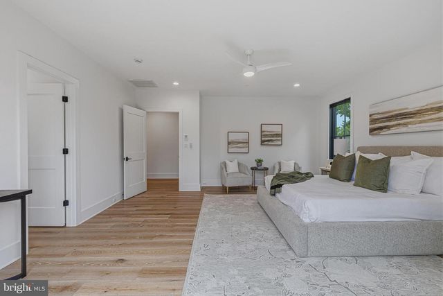 3815 N ABINGDON ST, Arlington, VA 22207