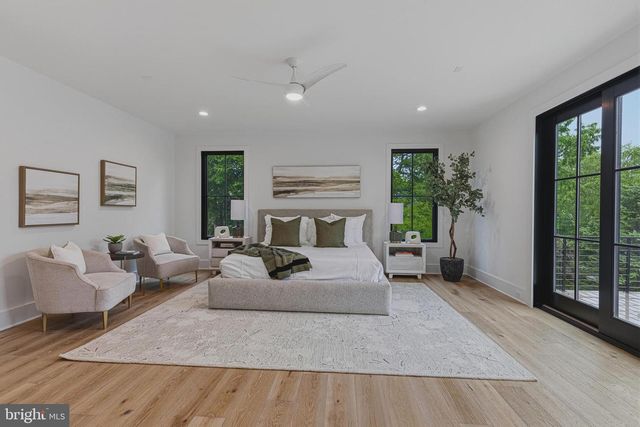 3815 N ABINGDON ST, Arlington, VA 22207