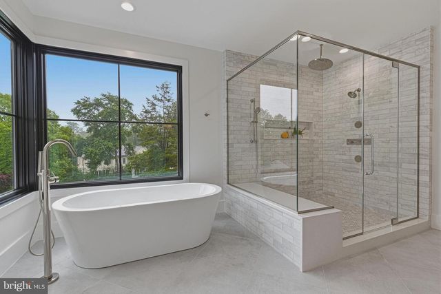 3815 N ABINGDON ST, Arlington, VA 22207