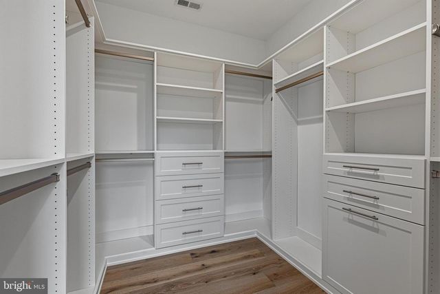 3815 N ABINGDON ST, Arlington, VA 22207