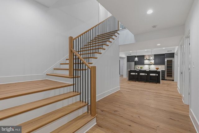 3815 N ABINGDON ST, Arlington, VA 22207
