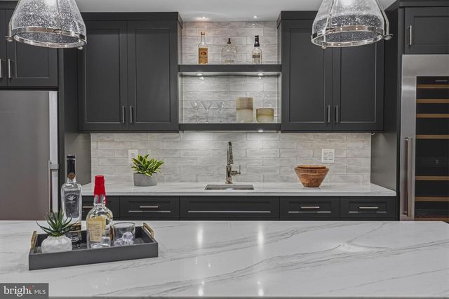 3815 N ABINGDON ST, Arlington, VA 22207
