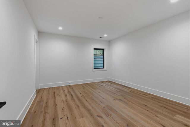 3815 N ABINGDON ST, Arlington, VA 22207