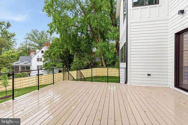 3815 N ABINGDON ST, Arlington, VA 22207