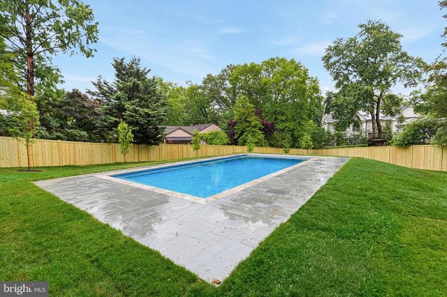 3815 N ABINGDON ST, Arlington, VA 22207