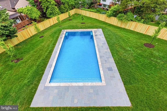 3815 N ABINGDON ST, Arlington, VA 22207
