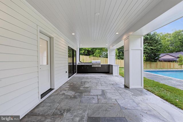 3815 N ABINGDON ST, Arlington, VA 22207