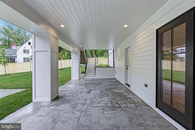3815 N ABINGDON ST, Arlington, VA 22207