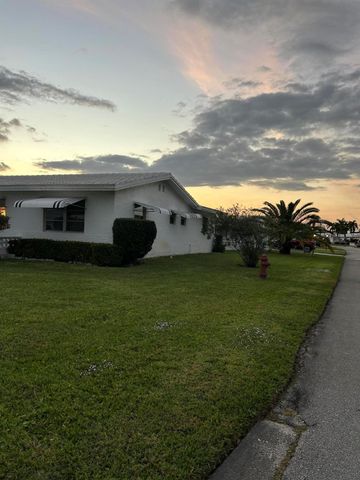 2003 SW 18th St Street, Boynton Beach, FL 33426