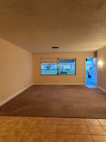 2003 SW 18th St Street, Boynton Beach, FL 33426