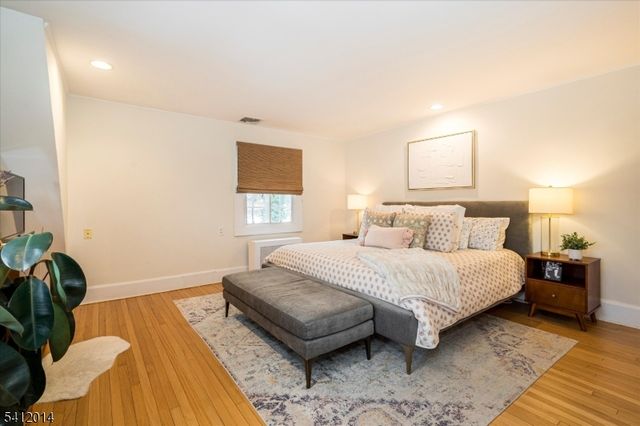 148 Highland Ave, Montclair Twp., NJ 07042