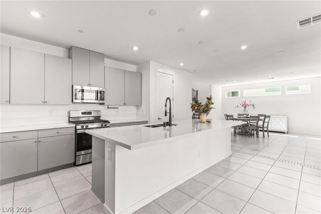 2669 Skylark Trail Street, Henderson, NV 89044