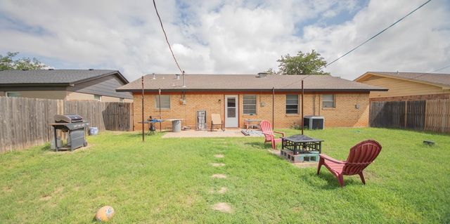 3913 Illinois Ave, Midland, TX 79703