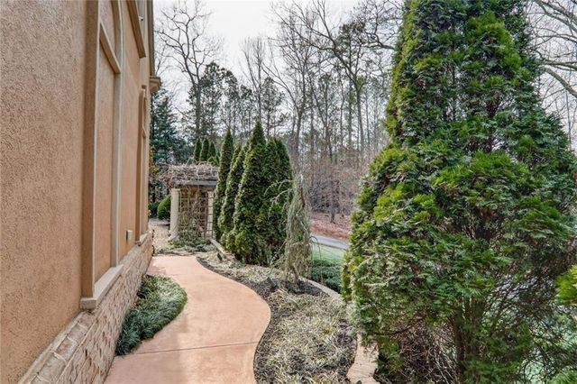 12805 Bucksport Drive, Roswell, GA 30075