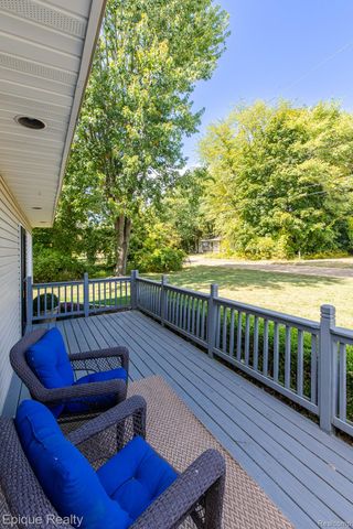 2999 Buckner Road, Lake Orion Village, MI 48362